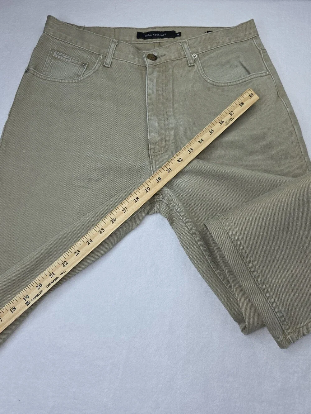 Calvin Klein Men's Casual Straight-Leg Jeans Beige Tan Size 34 CS-3671